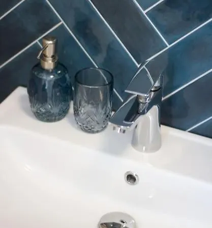 Marvany Deluxe On The Elit Buda Side By Newave Apartment Budapest