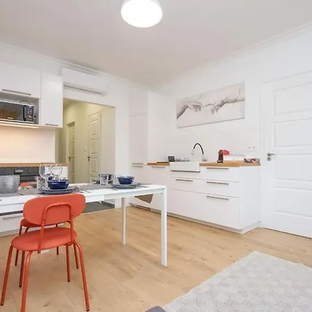 Marvany Deluxe On The Elit Buda Side By Newave Apartment