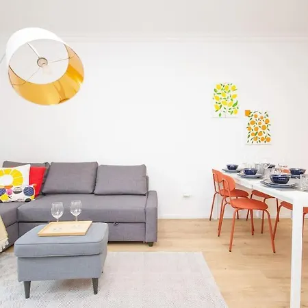 Marvany Deluxe On The Elit Buda Side By Newave * Budapest