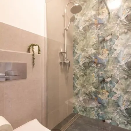 Apartment Marvany Deluxe On The Elit Buda Side By Newave *
