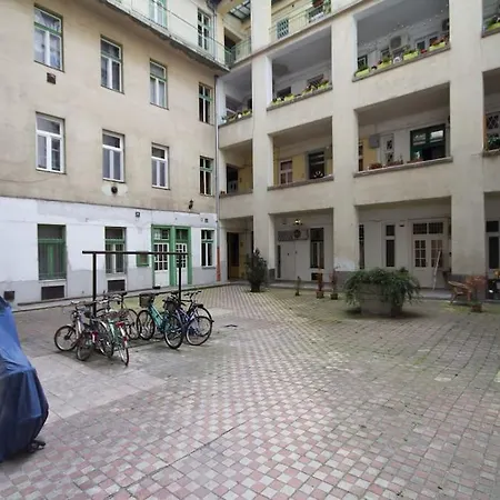 Apartment Marvany Deluxe On The Elit Buda Side By Newave *