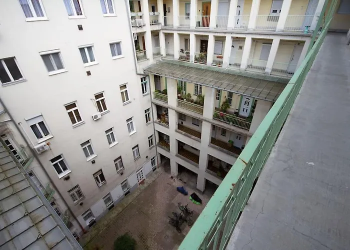 Marvany Deluxe On The Elit Buda Side By Newave Apartament *