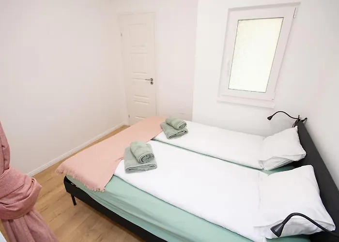 Marvany Deluxe On The Elit Buda Side By Newave Apartament *